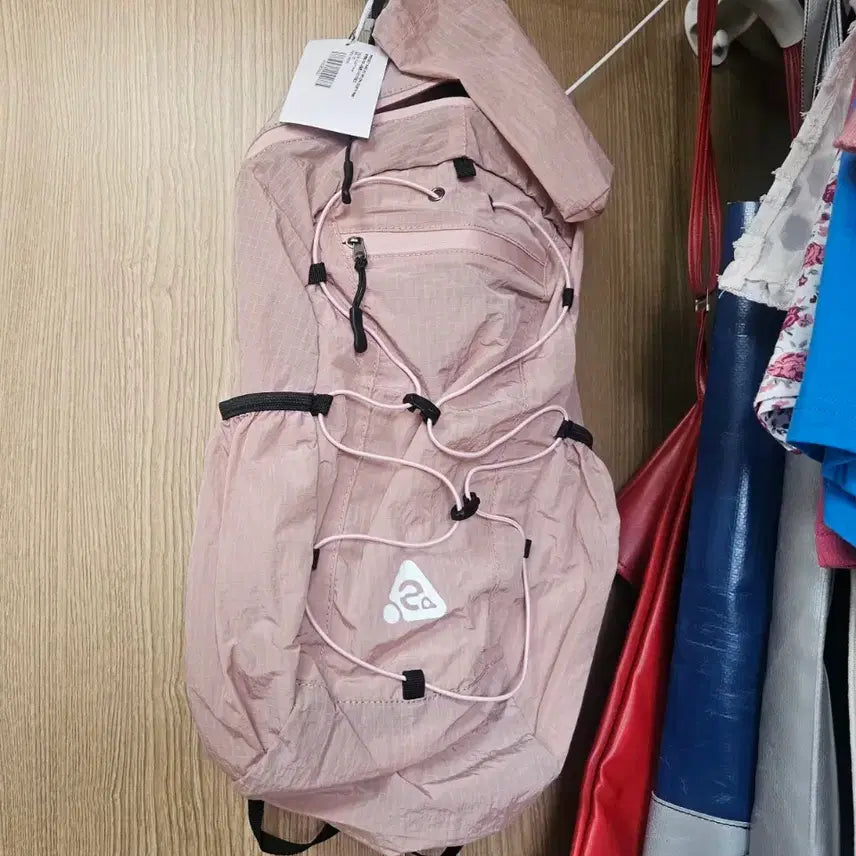 [BUNJANG] Haissan Ultralight Compact Pocket Backpack - Pink / 새제품 하이산 초경량 컴팩트 포켓백 핑크 백팩