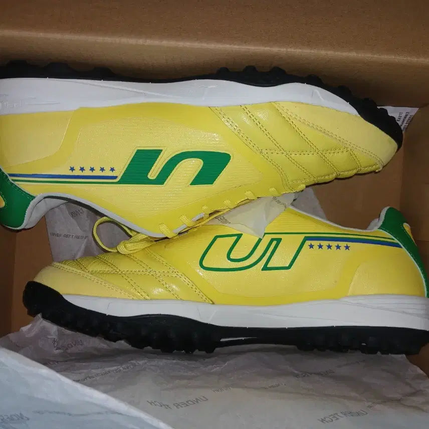 [BUNJANG] UnderTech Master Touch TF Futsal Shoes Size 270 / 언더테크 마스터 터치 tf 풋살화 터프화 270  사이즈