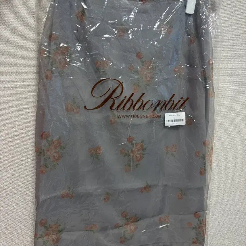 [BUNJANG] Ribbonbit Rose Pattern Midi Skirt (New) / 리본빛 새상품 rosen 스커트 s -> m 교환