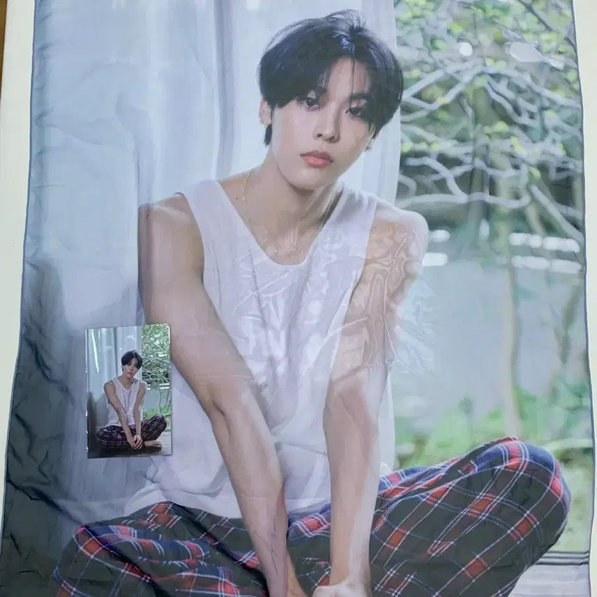 [BUNJANG] Riku Fabric Poster (Postcard Included) / 리쿠 패브릭 포스터 (엽서 포함)