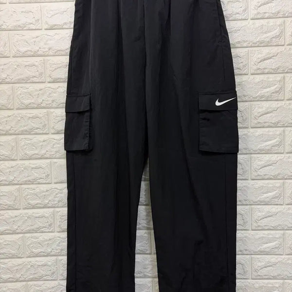 [BUNJANG] Nike High-Waisted Woven Cargo Pants - Medium / 나이키 하이라이즈 우븐 카고팬츠 M