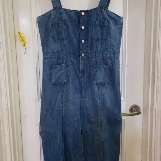 [BUNJANG] Women's Denim Strap Maxi Dress / 가을. 고급스러운 디자인이쁜  핏이이쁜. 멜빵 청롱원피스 깨끗해요