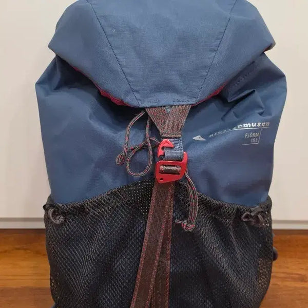 [BUNJANG] Klattermusen Fjorm 18L Backpack Darkest Spruce / 클라터뮤젠 피요름 18L백팩 다크하이츠색상