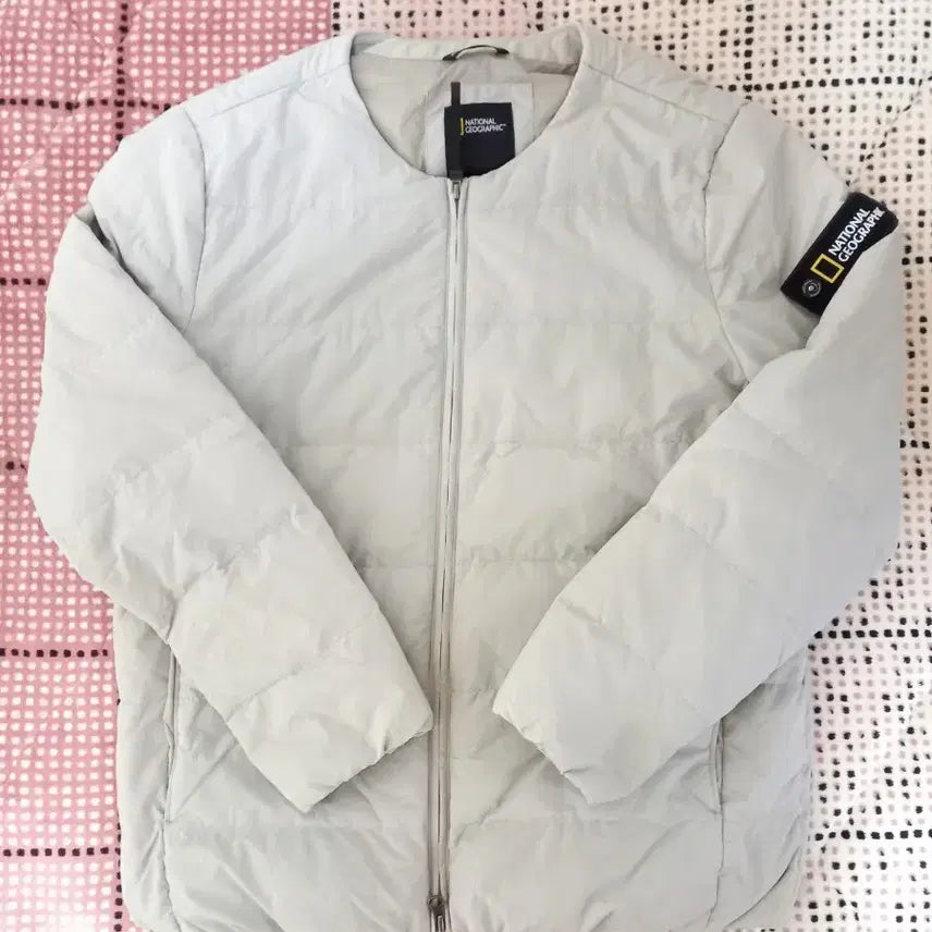[BUNJANG] National Geographic Lightweight Down Jacket / 내셔널지오그래픽 경량 패딩 100 !! 내용꼭필독