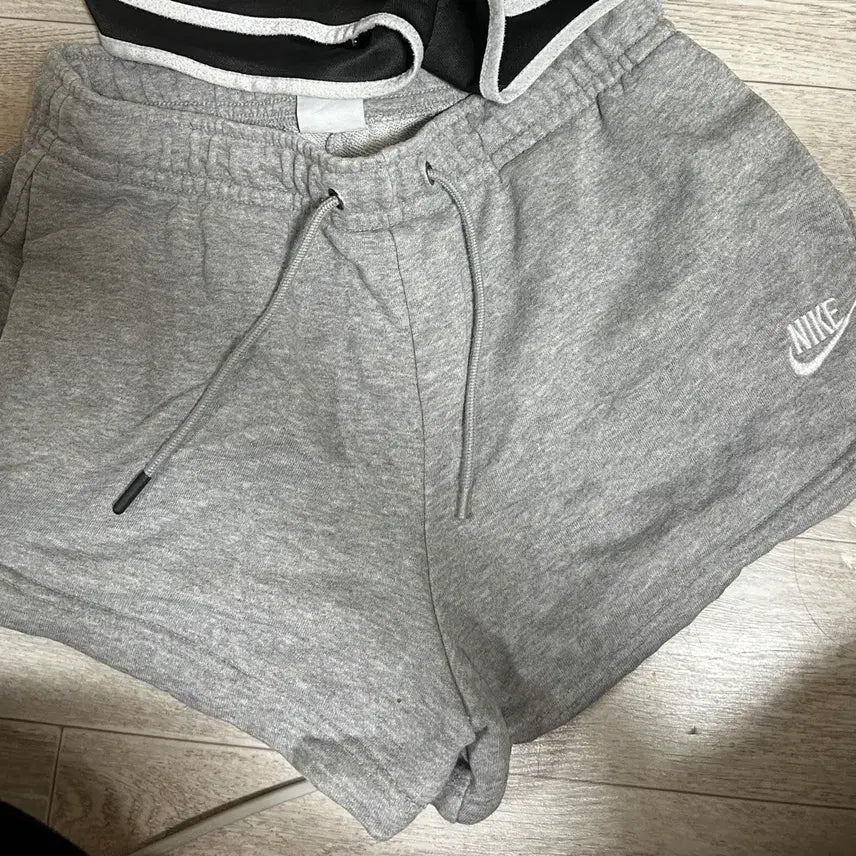 [BUNJANG] Nike Women's Training Shorts / 나이키 반바지