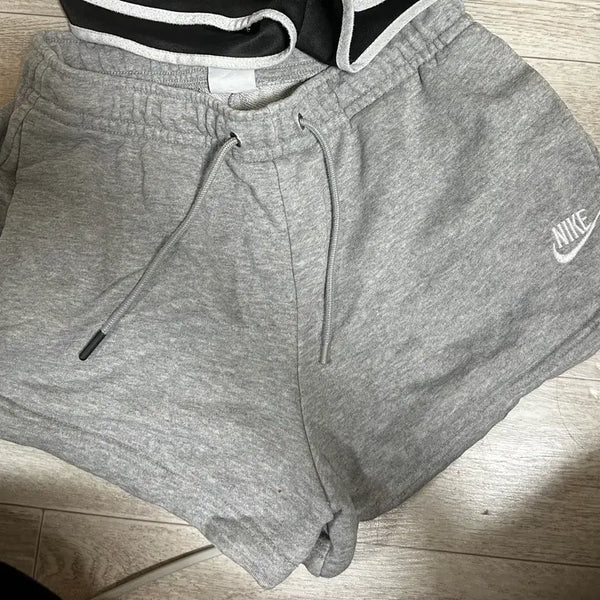[BUNJANG] Nike Women's Training Shorts / 나이키 반바지