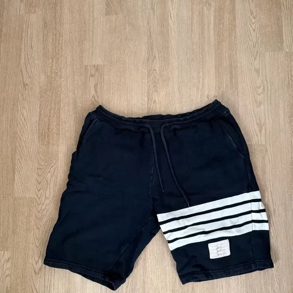 [BUNJANG] Louis Vuitton Wallet / Thom Browne Shorts / 루이비통 지갑 / 톰브라운 반바지