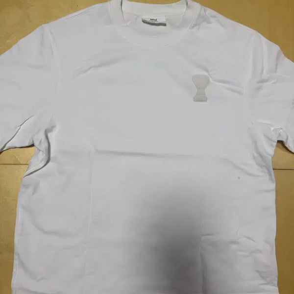 [BUNJANG] Ami Heart Logo Oversized T-Shirt White XL / 아미 반팔티 화이트 화이트 하트로고 오버핏 XL