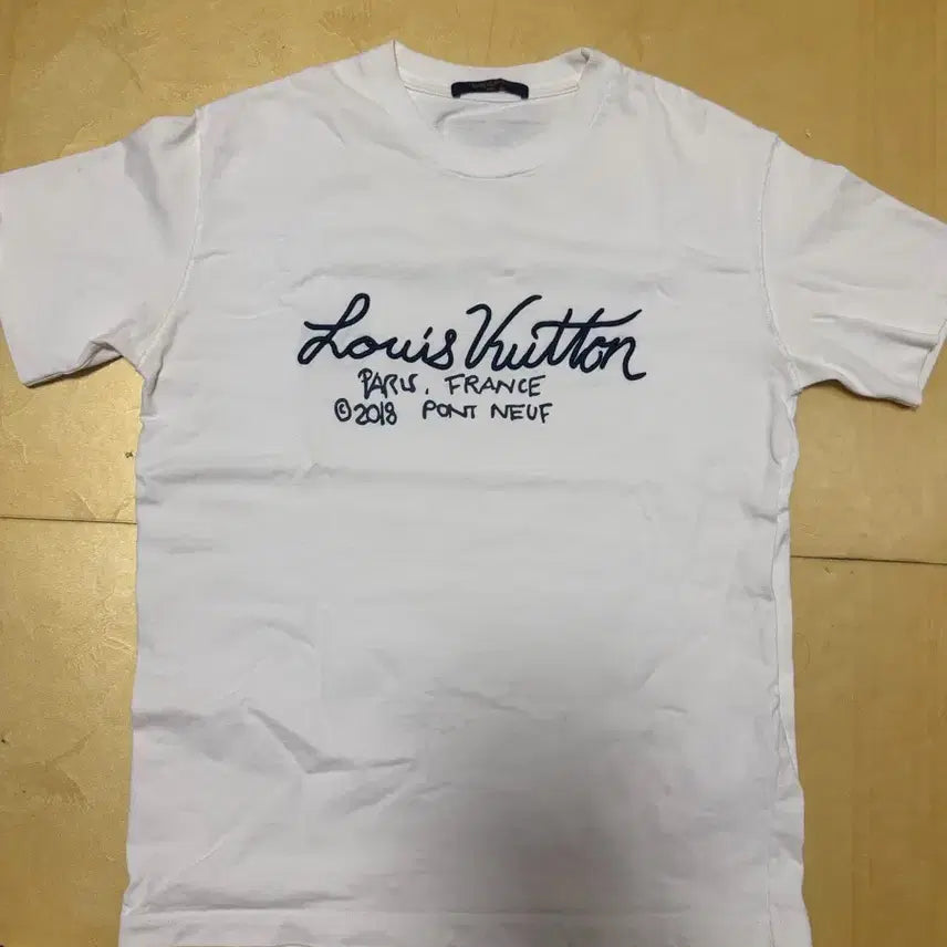 [BUNJANG] Louis Vuitton White Short Sleeve T-Shirt M / 루이비통 반팔 티셔츠 화이트 M