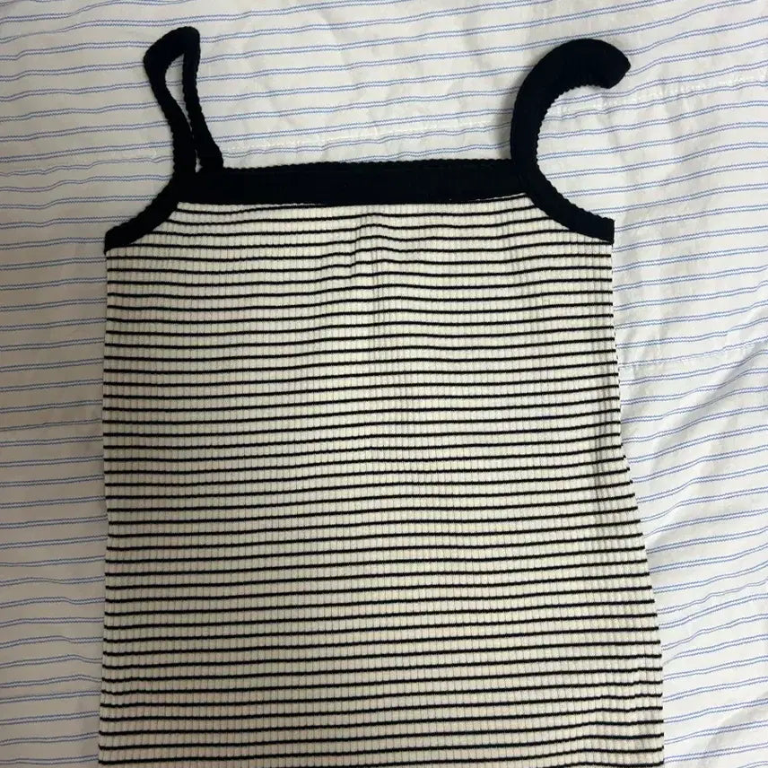 [BUNJANG] Striped Ribbed Tank Top / 새상품 스트라이프 골지 나시탑