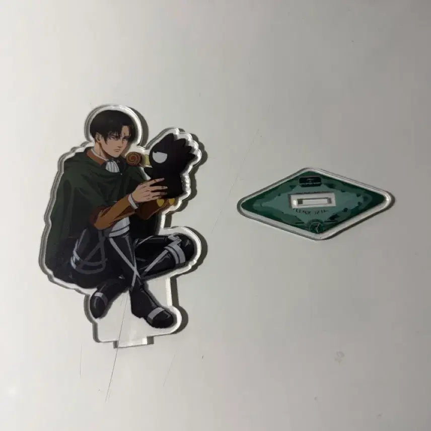 [BUNJANG] Attack on Titan Levi Ackerman Acrylic Stand / 진격의 거인 리바이 아크릴 스탠드