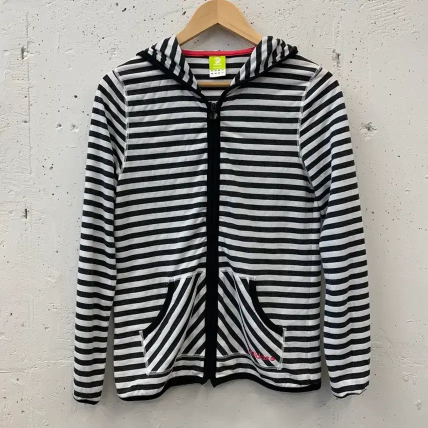 [BUNJANG] Adidas Zebra Pattern Zip-Up Hoodie / 아디다스 지브라 패턴 집업 후드티