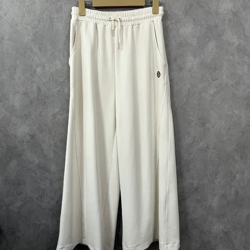 [BUNJANG] Grande Women's Wide Training Pants M / GRANDE 라인 여성 와이드 트레이닝복 바지 M