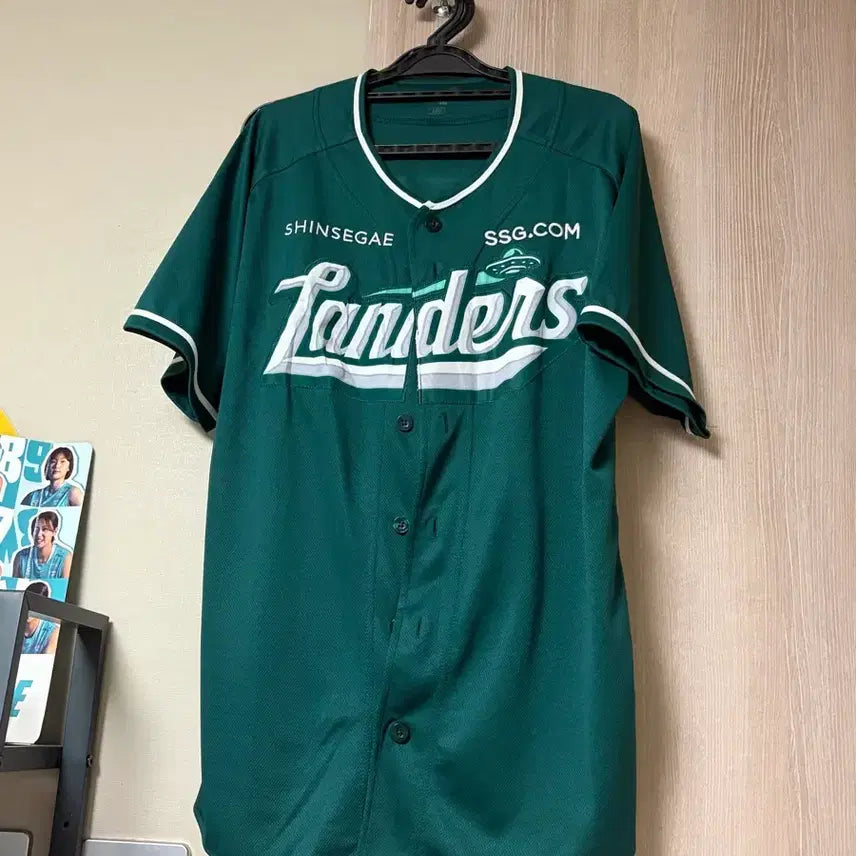 [BUNJANG] SSG Landers Lee Ji-young Signed Jersey / SSG랜더스 이지영 선수 마킹 싸인 유니폼