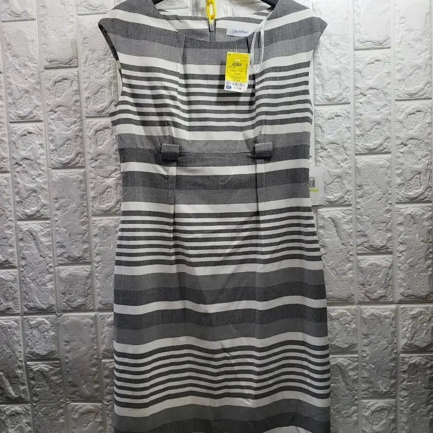 [BUNJANG] Calvin Klein Striped Midi Dress / 캘빈클라인 스트라이프 원피스