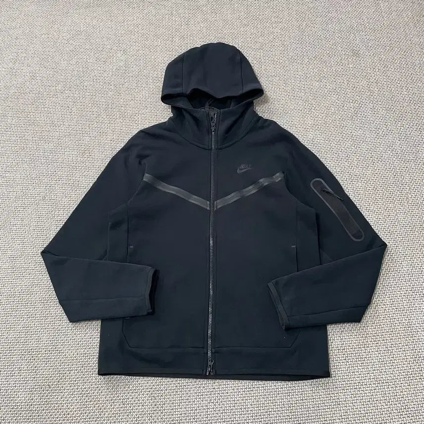 [BUNJANG] Nike Women's Tech Pack Training Set L / L 나이키 여성 테크팩 트레이닝 세트 B.6989