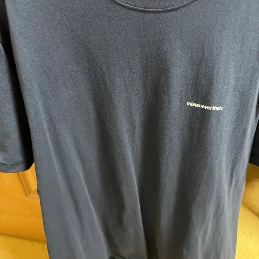 [BUNJANG] Adidas Small Logo T-Shirt (XL) / 디네댓 스몰로고 반팔티(xl)