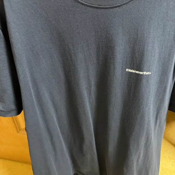 [BUNJANG] Adidas Small Logo T-Shirt (XL) / 디네댓 스몰로고 반팔티(xl)