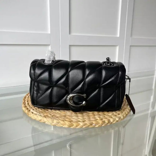 [BUNJANG] Coach Women's Diamond Quilted Tabby No. 20 Shoulder Bag/Crossbody Bag / COACH/여성용 다이아몬드 패턴 퀼팅 TABBY 20호 숄더백 크로스백