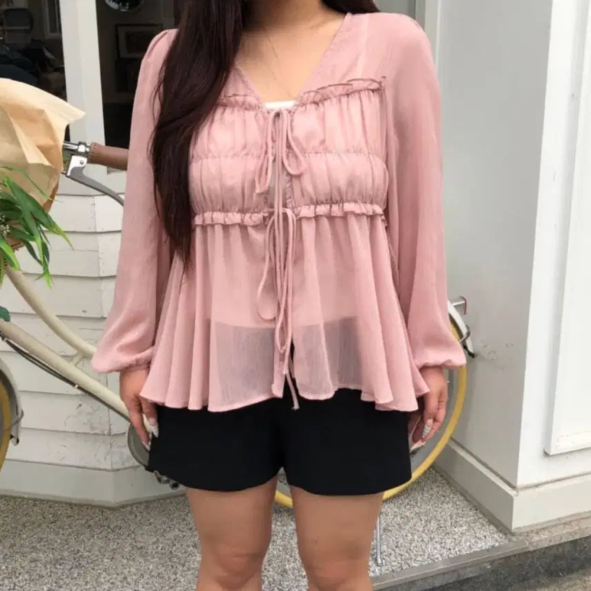 [BUNJANG] DAISYTUEL Miu Airy Frill String Smoke Blouse & Camisole Set / [새상품] 데이지투엘 미우 여리 프릴 끈 스모크 블라우스 나시 세트