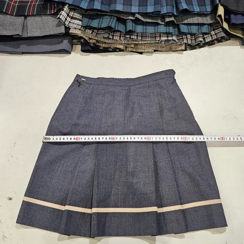 [BUNJANG] Used School Uniform Skirt Size 68 / 중고 교복치마 사이즈 68