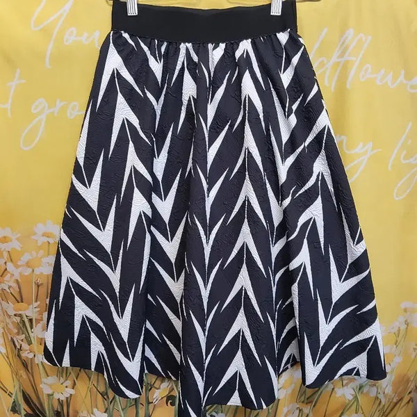 [BUNJANG] Black White Pattern Flare Skirt / F]       블랙 화이트 패턴 플레어 밴딩스커트