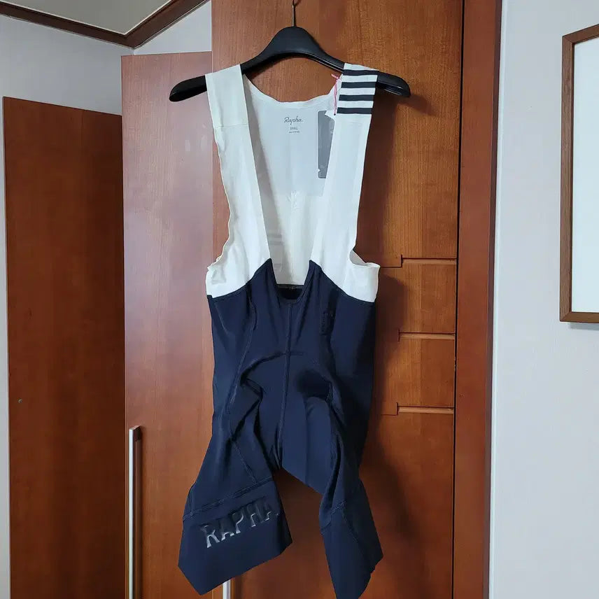 [BUNJANG] Rapha Pro Team Bib Shorts - Black, Purple, Navy / 라파 프로팀 빕숏 ll 블랙, 퍼플, 네이비