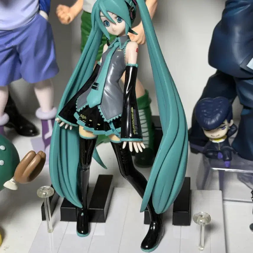 [BUNJANG] Classic Hatsune Miku Figure / 고전 미쿠 피규어