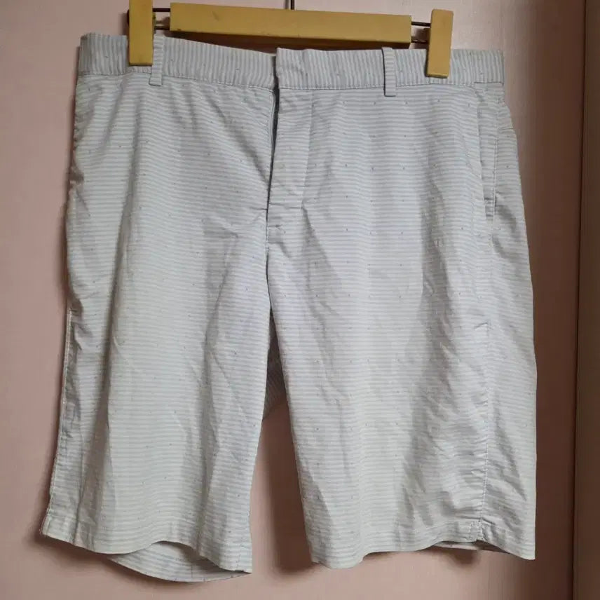 [BUNJANG] Nike Men's Striped Pattern Shorts / 나이키 반바지 스트라이프 패턴