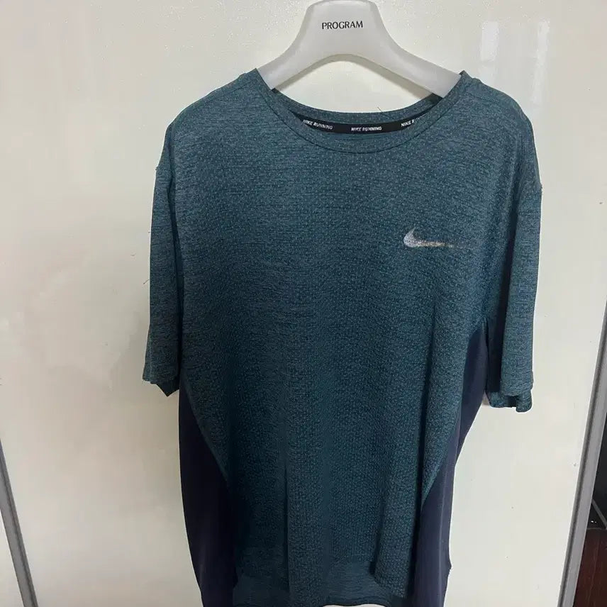 [BUNJANG] Nike Dri-FIT Running T-Shirt / 나이키 드라이핏 러닝 기능성 반팔 티셔츠 XXL 110