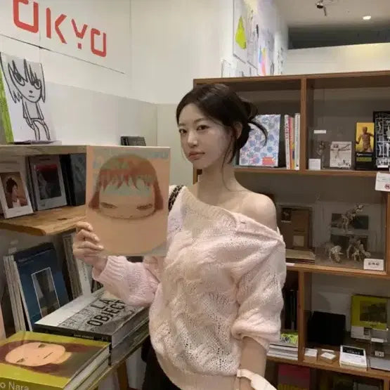 [BUNJANG] Women's Pink Off-the-Shoulder Cable Knit Sweater / 제니오 느낌 핑크 반오프숄더 가능 케이블 니트 어깨트임 가능