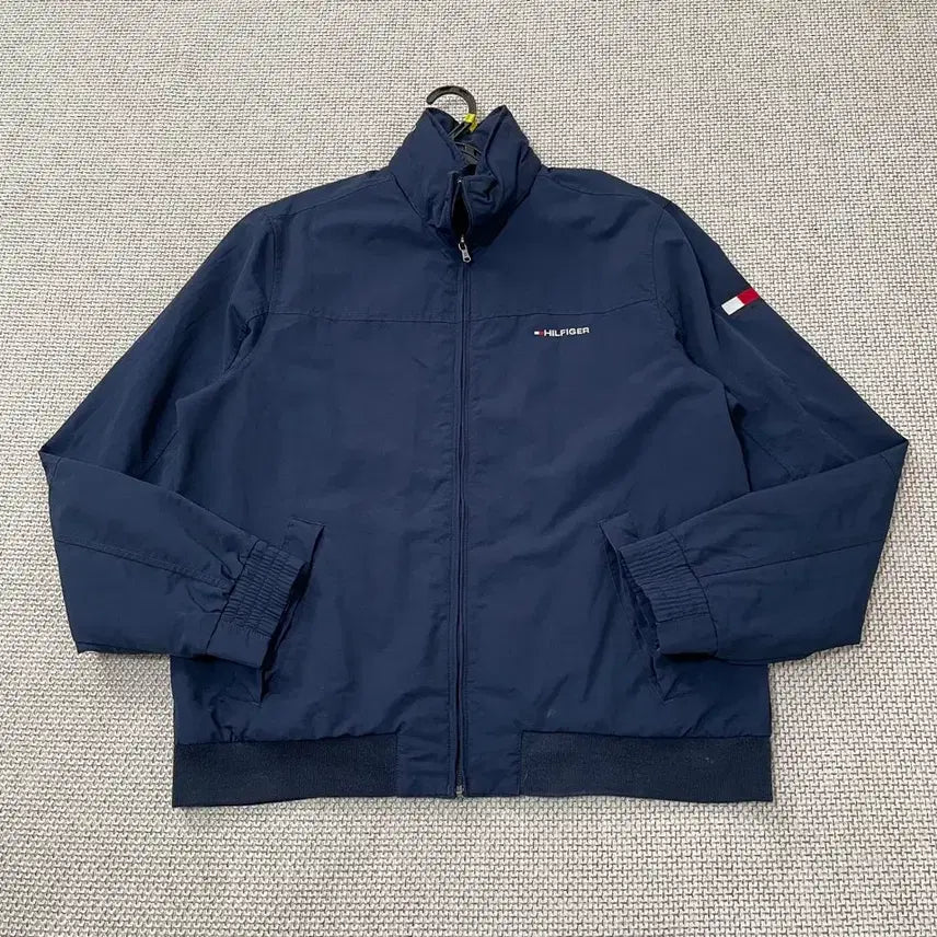 [BUNJANG] Tommy Hilfiger Windbreaker Jacket L (100) / L 타미힐피거 바람막이 자켓 B.5551