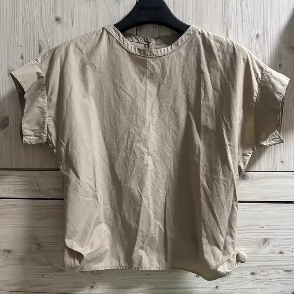[BUNJANG] LATT by T Ruffled Short Sleeve Blouse / 한섬) latt by T 랫 러플소매 반팔 바스락 블라우스