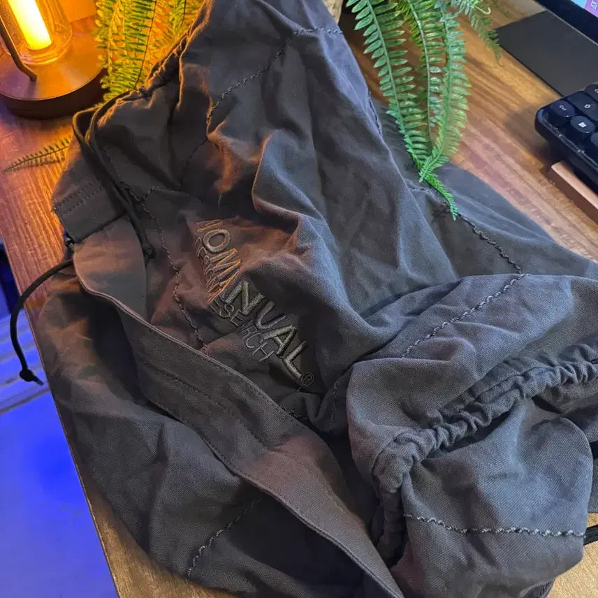 [BUNJANG] No Manual Duffle Bag Charcoal / 노메뉴얼 더플백 차콜컬러판매합니다
