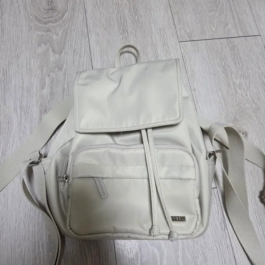 [BUNJANG] Kangol Mini Backpack Beige / 캉골 미니백팩 새상품