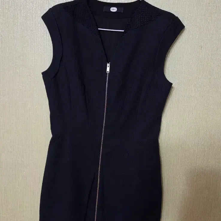 [BUNJANG] DEUEL Black Zipper Dress / 듀엘 블랙 지퍼 원피스 55