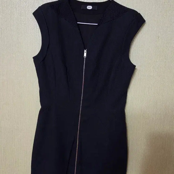 [BUNJANG] DEUEL Black Zipper Dress / 듀엘 블랙 지퍼 원피스 55