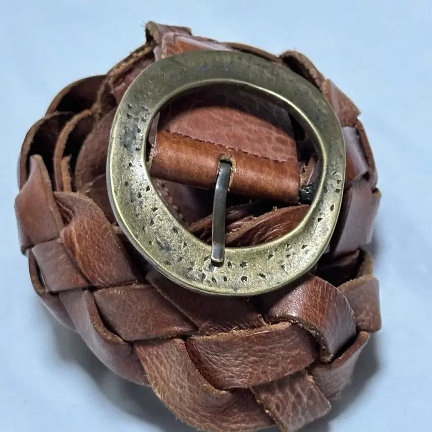 [BUNJANG] UC Berkeley Braided Leather Belt / UC Berkeley 통가죽 꼬임 벨트