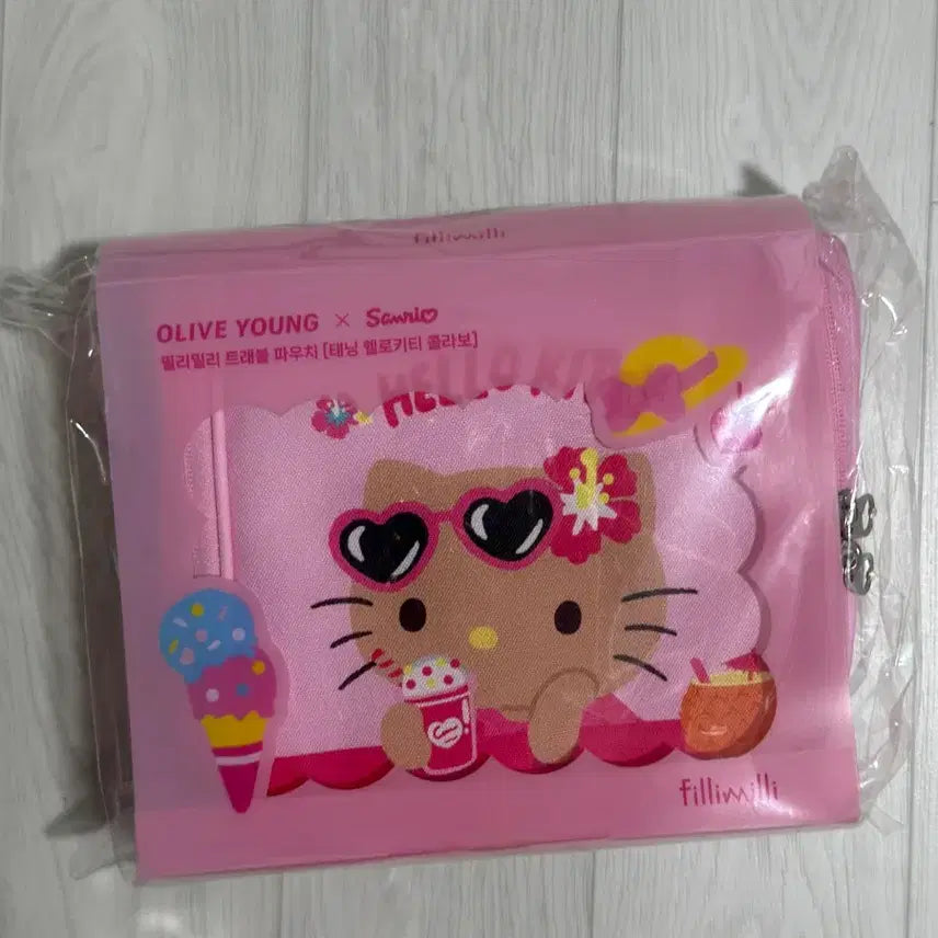 [BUNJANG] Fillymilli Hello Kitty Tanning Travel Pouch / 올리브영 필리밀리 태닝 헬로키티 트래블 파우치 태닝키티
