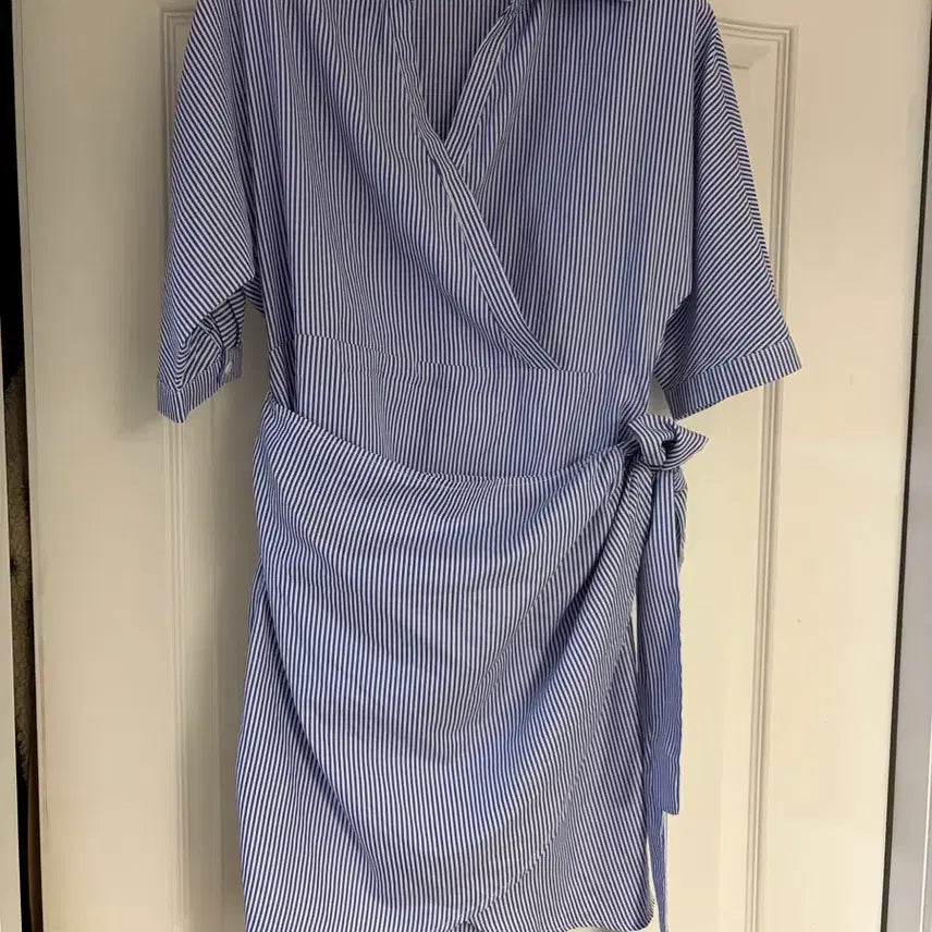 [BUNJANG] Stripe Wrap Dress / 스트라이프 랩 원피스
