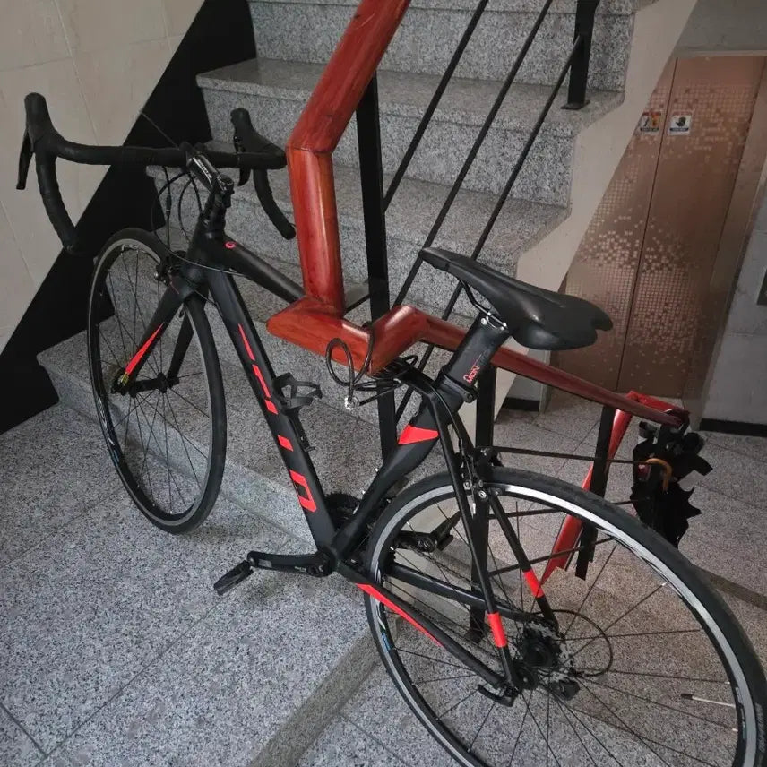 [BUNJANG] Cello Solaire A7 Full 105 Grade Road Bike / 첼로 솔레이어 A7 풀105급