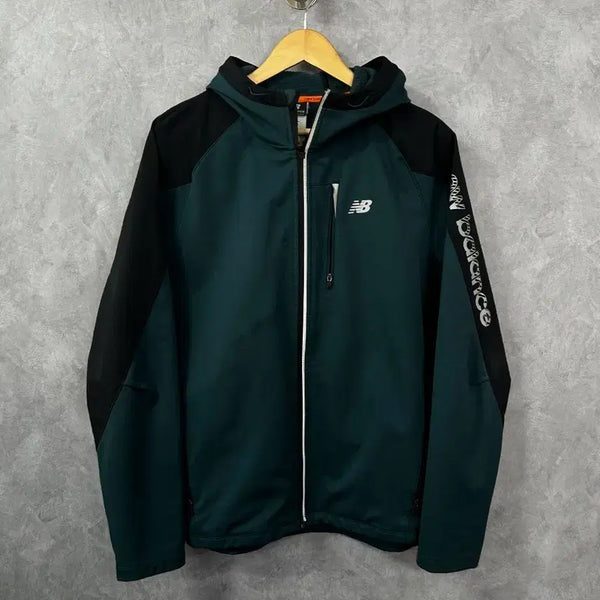[BUNJANG] New Balance Men's Windbreaker Jacket (Size 105) / 뉴발란스 바람막이 자켓 점퍼 남성 105사이즈