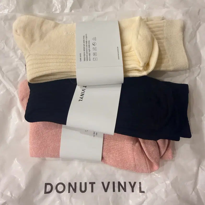 [BUNJANG] Donut Vinyl Shop 3-Color Sock Set (New) / 도넛바이닐샵 양말 3컬러 일괄 (미칙용 새싱품)