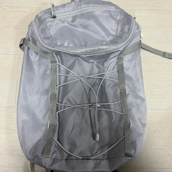 [BUNJANG] Matinkim Airy Rover Backpack Grey / 마뗑킴 에어리 로버 백팩 그레이