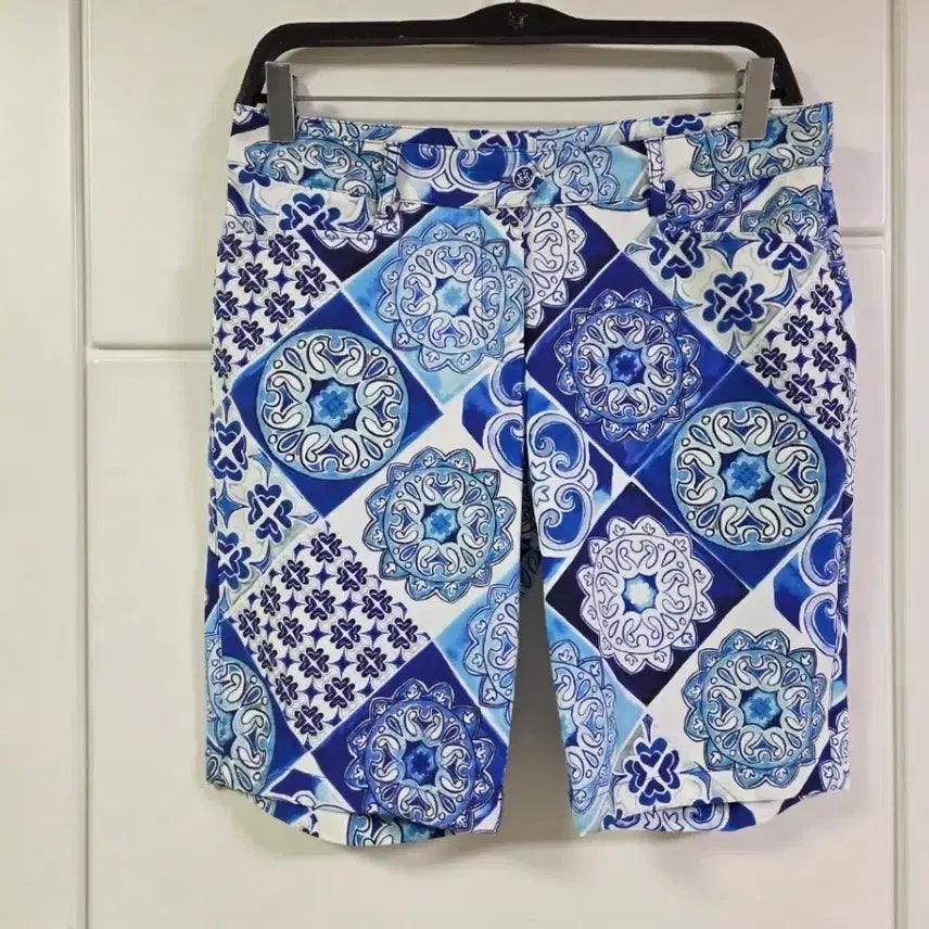 [BUNJANG] CHERVO Mayolica Pattern 5-Point Pants / 매장판 쉐르보 마욜리카 패턴 5부팬츠 여성 29