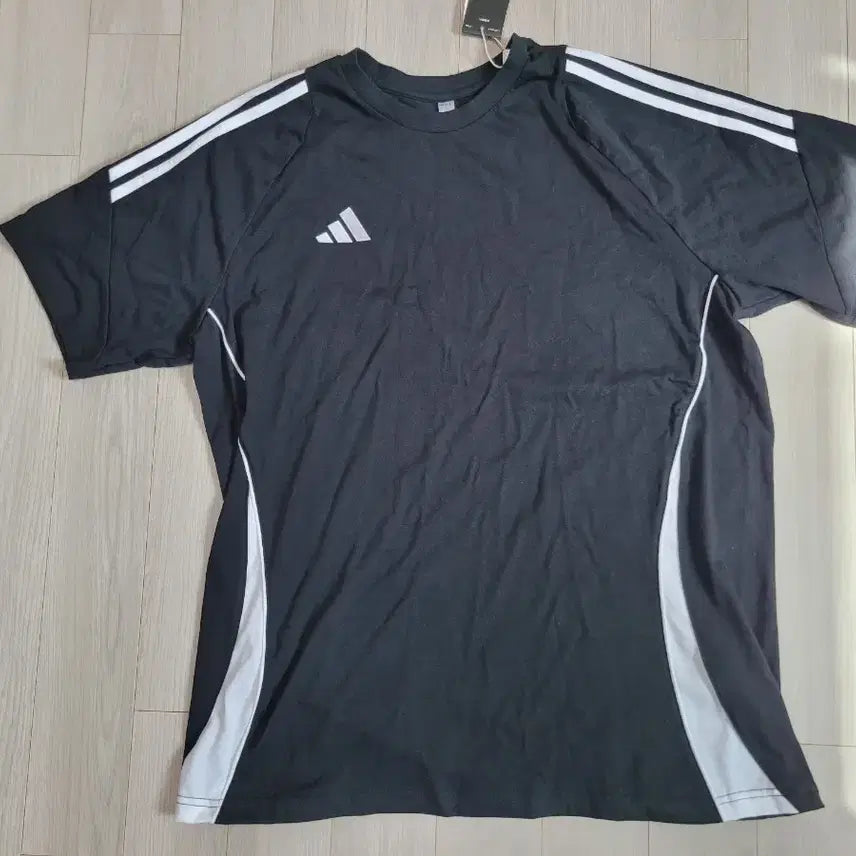 [BUNJANG] Adidas Short Sleeve T-Shirt / 아디다스 반팔티 팔아요