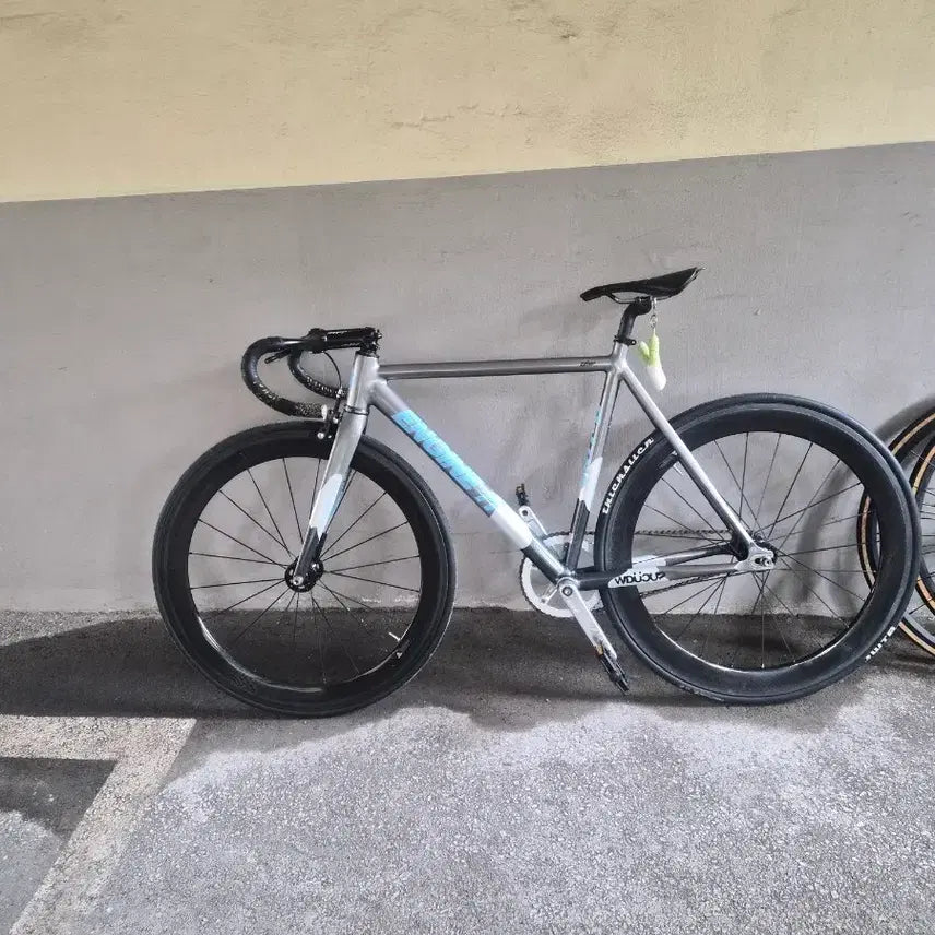 [BUNJANG] Engine 11 Gunmetal Bicycle / 엔진11건메탈 급처