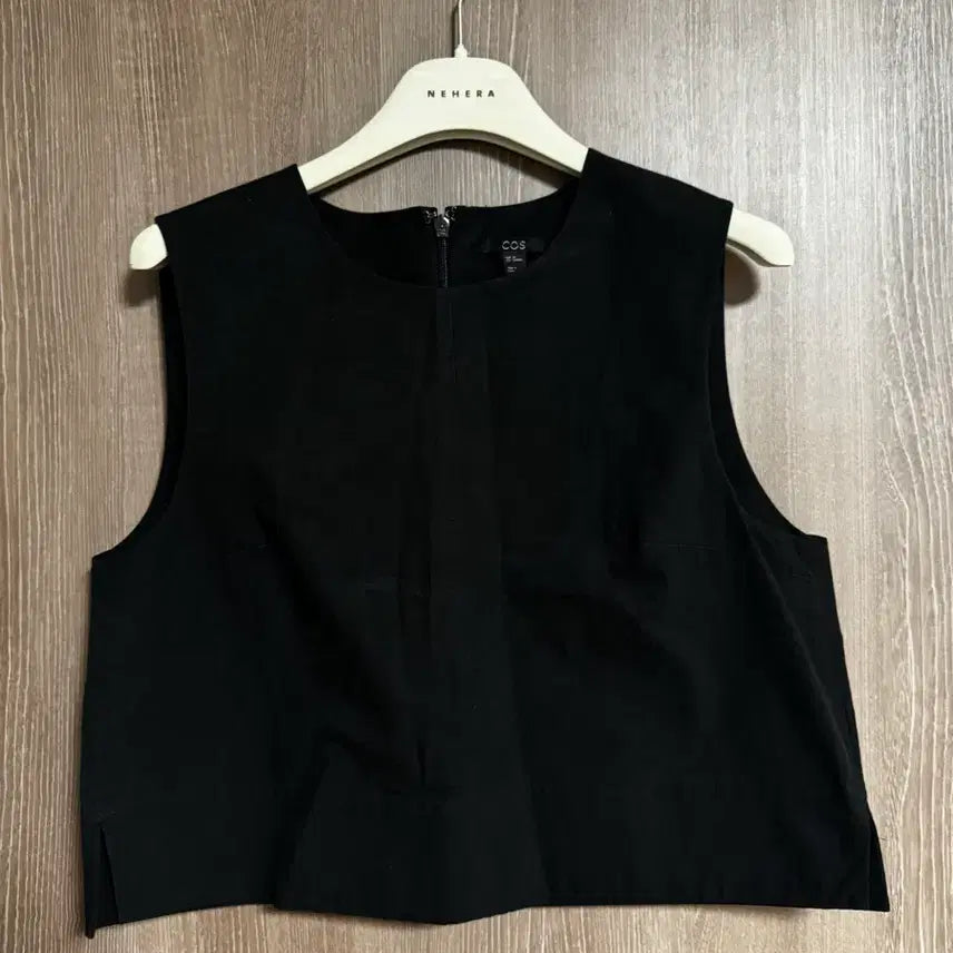 [BUNJANG] COS Cropped Sleeveless Blouse / 코스 크롭 블라우스