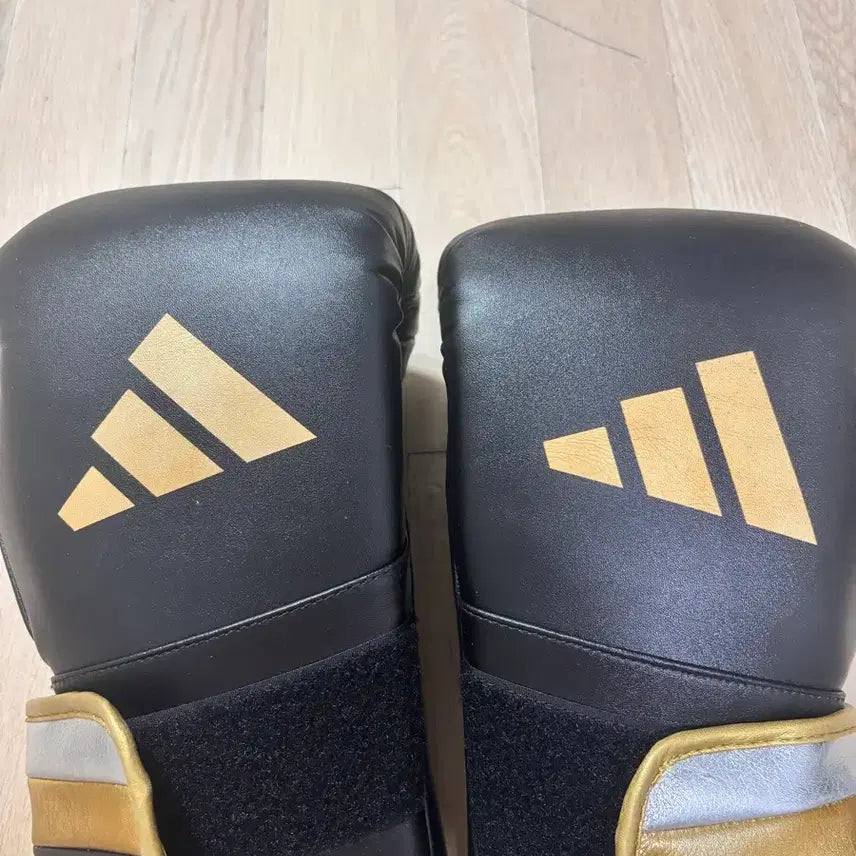 [BUNJANG] Adidas Speed 501 16oz Boxing Gloves / 아디스피드 501 16oz 글러브 팝니다
