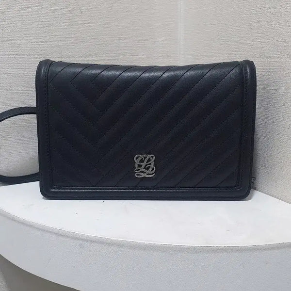 [BUNJANG] Louis Quatorze Mini Crossbody Bag / 루이까또즈가방 (미니크로스백)